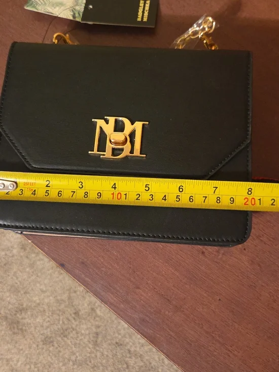 Badgley Mischka Crossbody - Picture 7 of 8